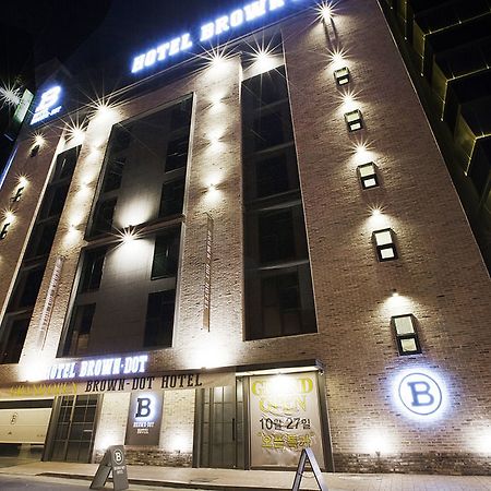 Hotel Brown Dot Gimhae Ngoại thất bức ảnh