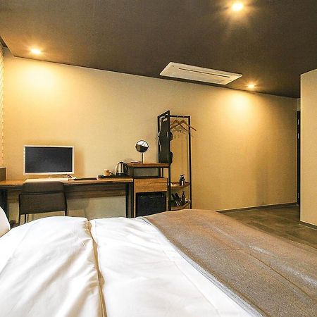 Hotel Brown Dot Gimhae Ngoại thất bức ảnh