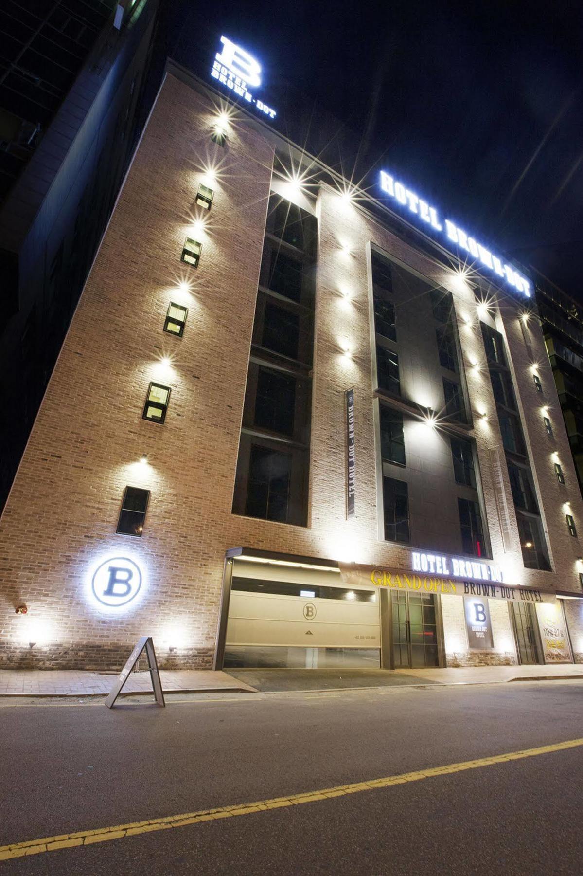 Hotel Brown Dot Gimhae Ngoại thất bức ảnh
